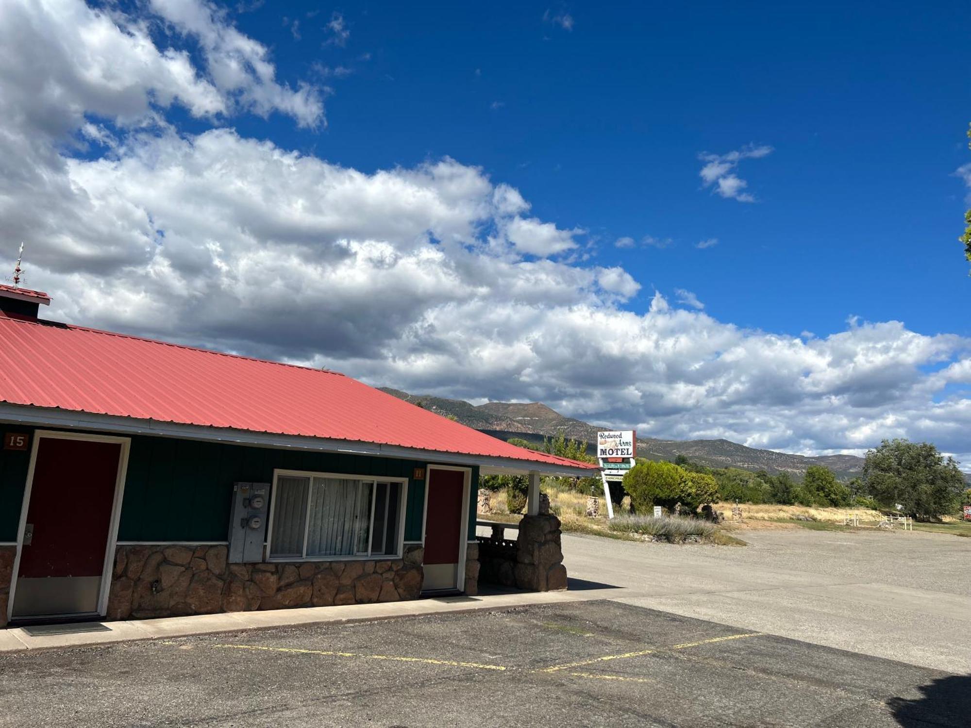 Redwood Arms Motel Paonia Exterior foto